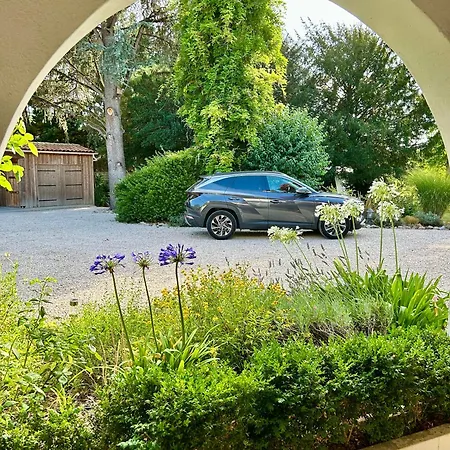 Domaine Du Beau Rivage B&B *