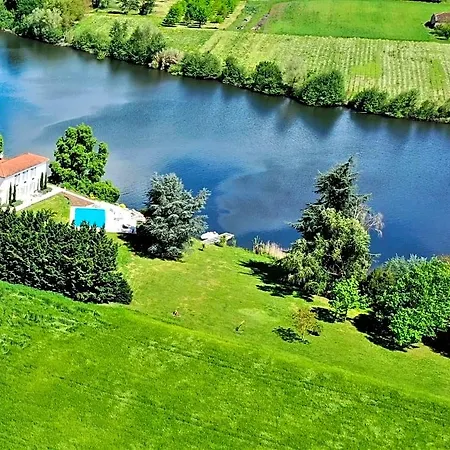 Bed and Breakfast Domaine Du Beau Rivage